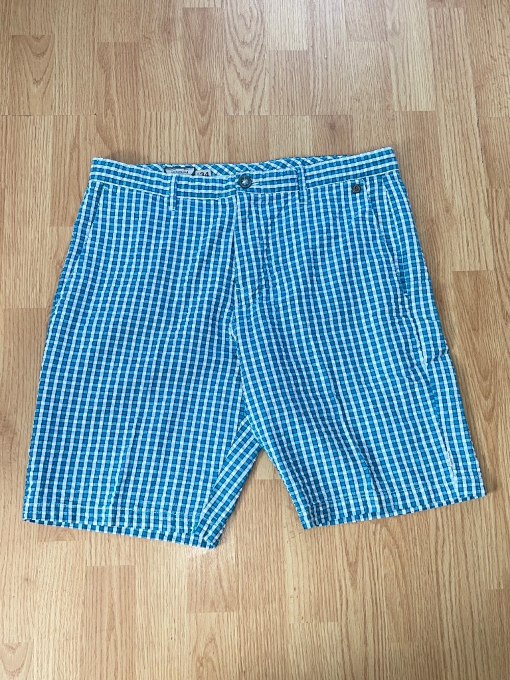 Volcom Men’s Blue & White Checkered Seersucker 10” Inseam Shorts Size 34 Waist